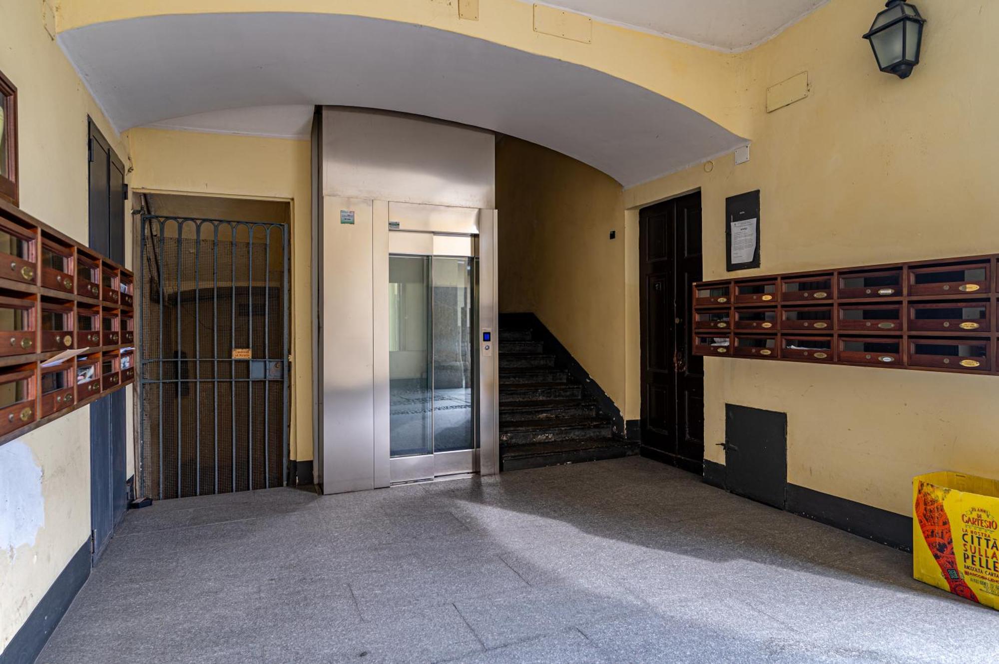 Loft Verga, Cuore E Stile In Centro A Torino Extérieur photo